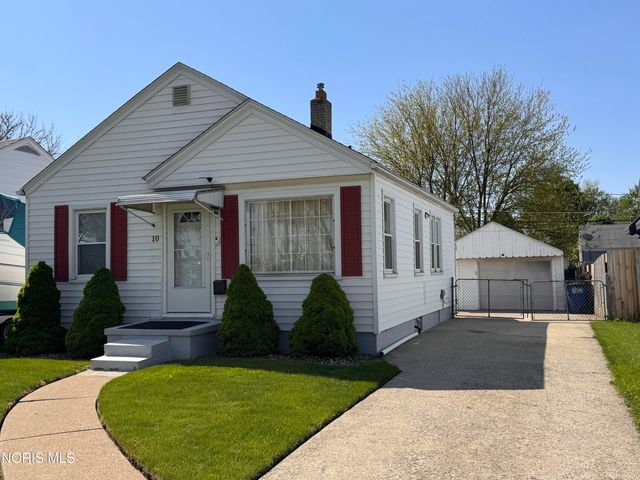 10 E Crawford Avenue, Toledo, OH 43612
