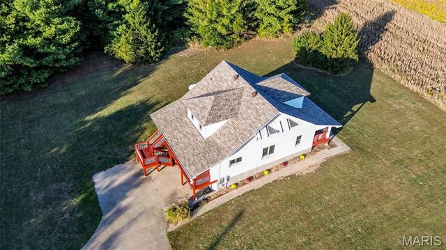 30314 IL-16, Jerseyville, IL 62052