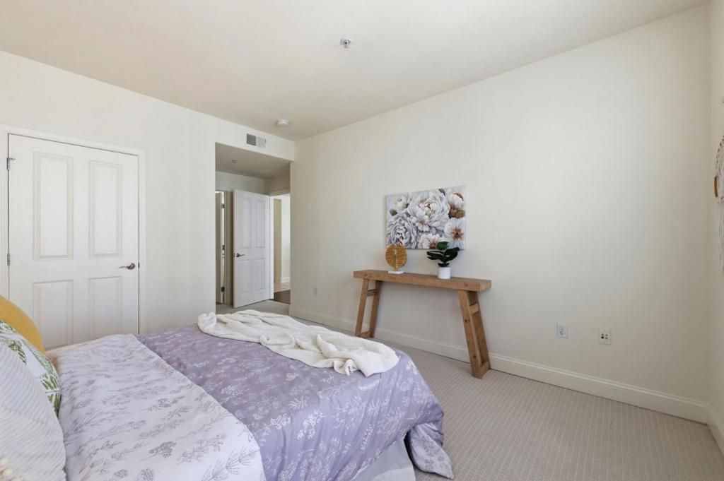 Image 21 of property listing at 3901 Lick Mill Boulevard 326, Santa Clara, CA 95054