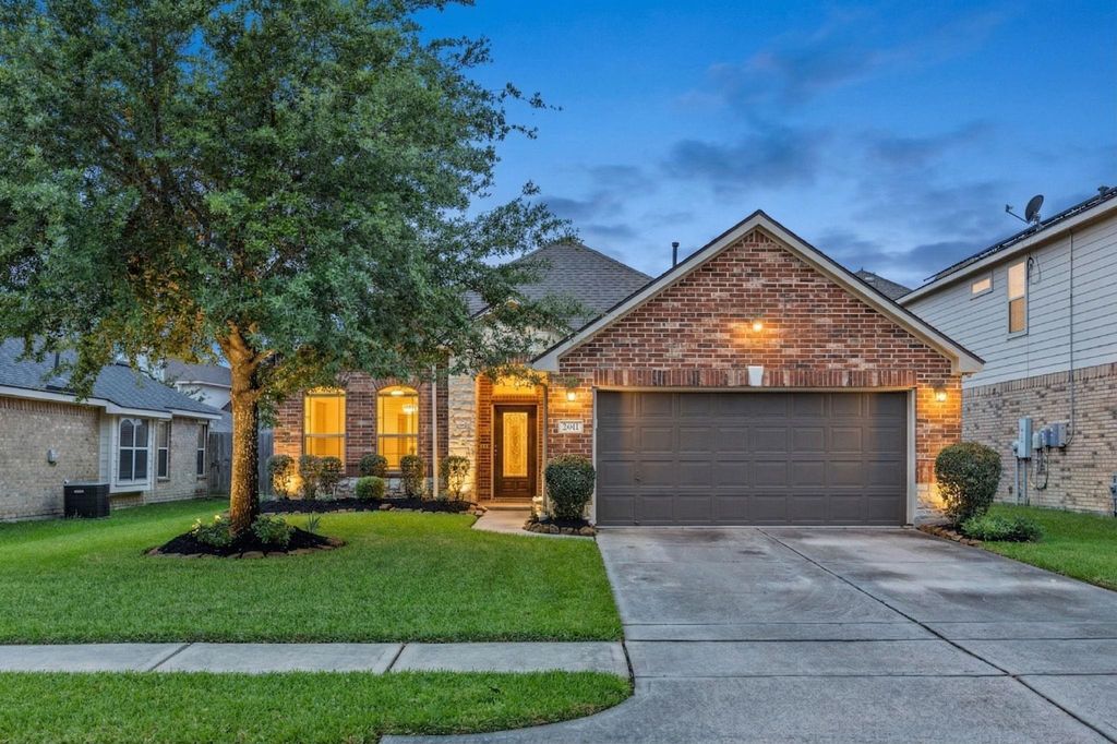 24811 Lazy Tee Lane, Tomball, TX 77375