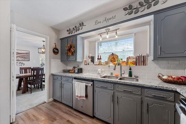 301 Hill Brook Lane, Conroe, TX 77385