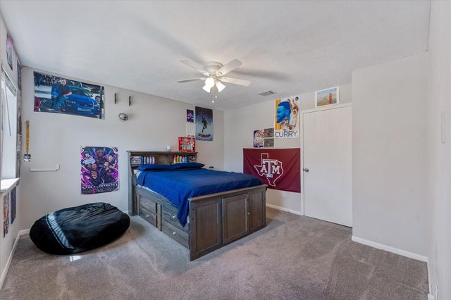 301 Hill Brook Lane, Conroe, TX 77385