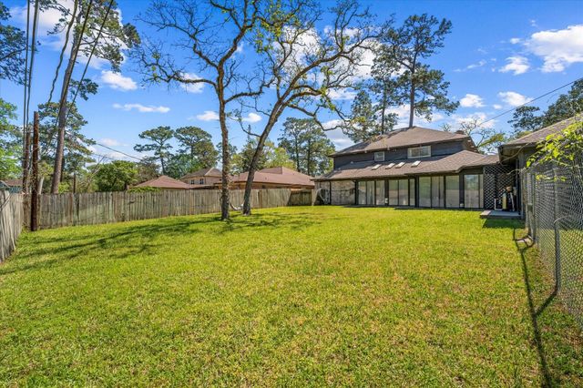 301 Hill Brook Lane, Conroe, TX 77385