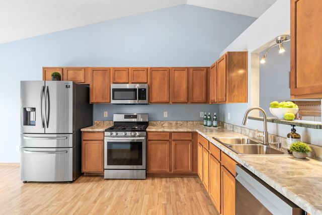 8033 Willowbrook Crsg Drive, Blacklick, OH 43004