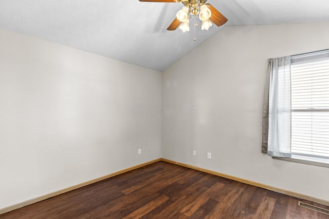 8033 Willowbrook Crsg Drive, Blacklick, OH 43004