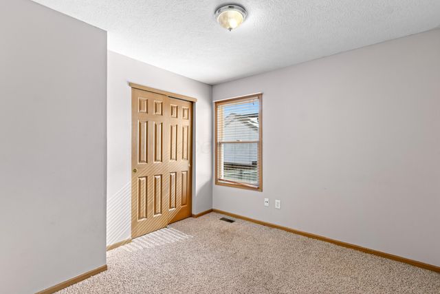 8033 Willowbrook Crsg Drive, Blacklick, OH 43004