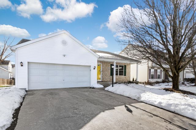 8033 Willowbrook Crsg Drive, Blacklick, OH 43004