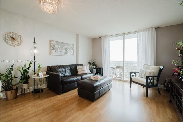 3000 Coral Way 1405, Miami, FL 33145