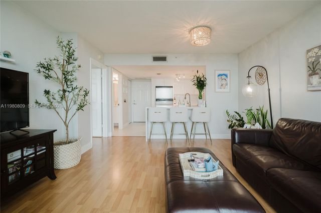 3000 Coral Way 1405, Miami, FL 33145