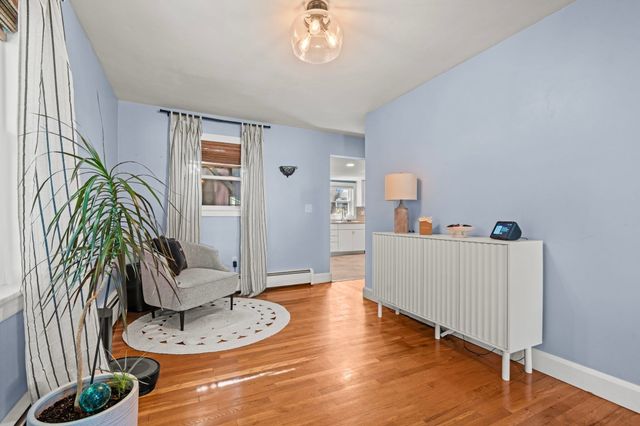 4 Hayward Pl, Hudson, NH 03051