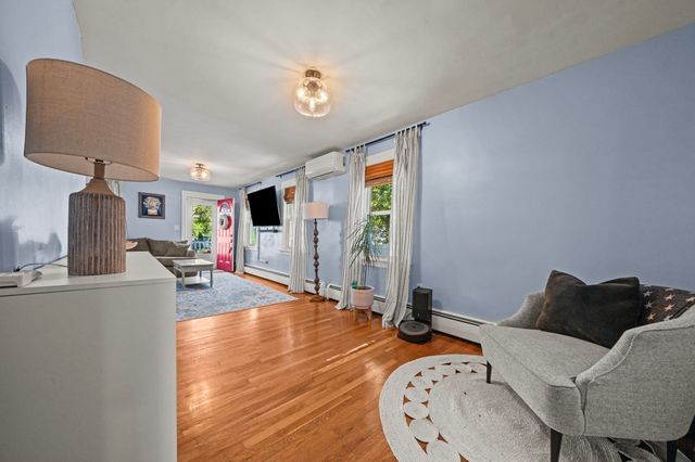 4 Hayward Pl, Hudson, NH 03051