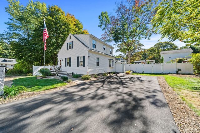 4 Hayward Pl, Hudson, NH 03051