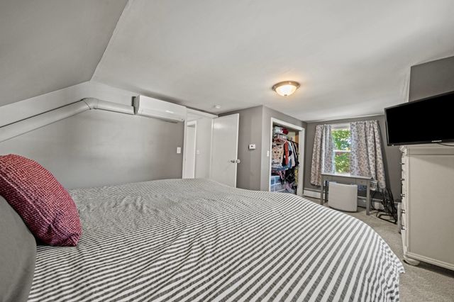 4 Hayward Pl, Hudson, NH 03051