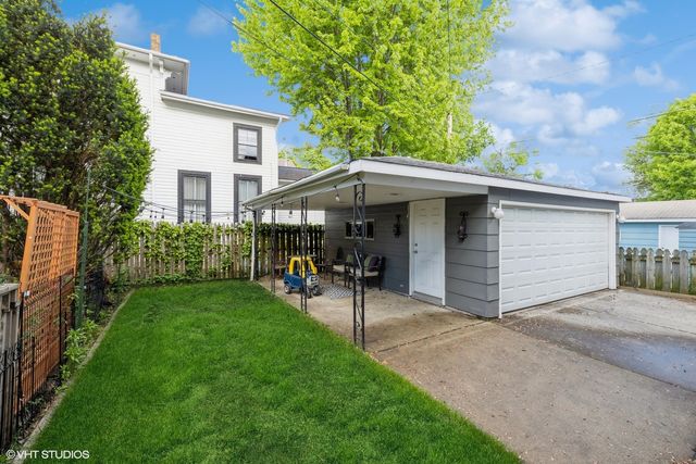108 Clinton Avenue 2, Oak Park, IL 60302