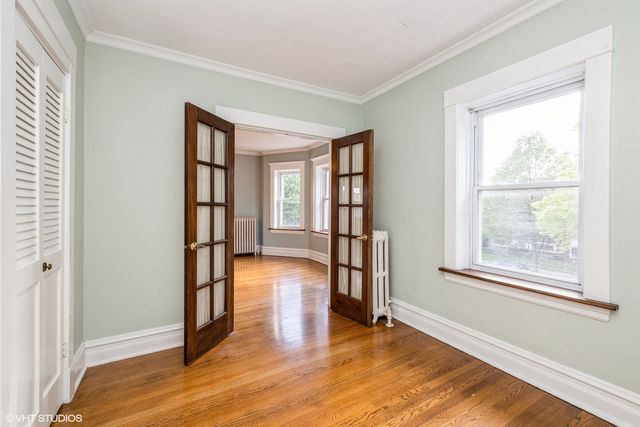108 Clinton Avenue 2, Oak Park, IL 60302
