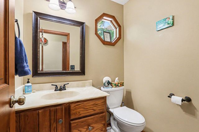 3020 Kalarama Avenue, Portage City, MI 49024
