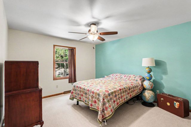 3020 Kalarama Avenue, Portage City, MI 49024