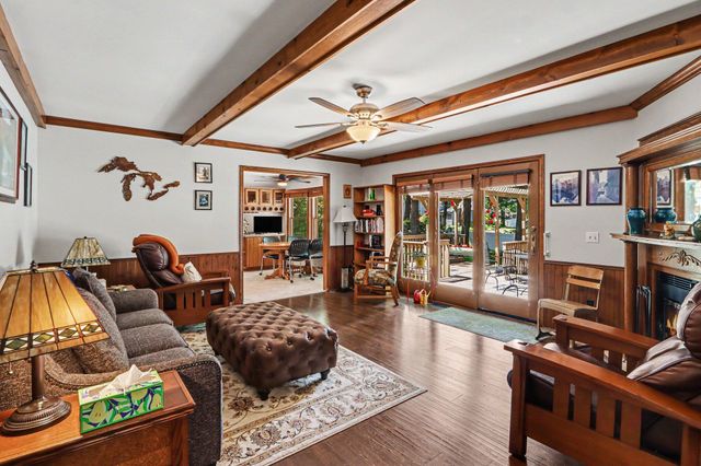 3020 Kalarama Avenue, Portage City, MI 49024