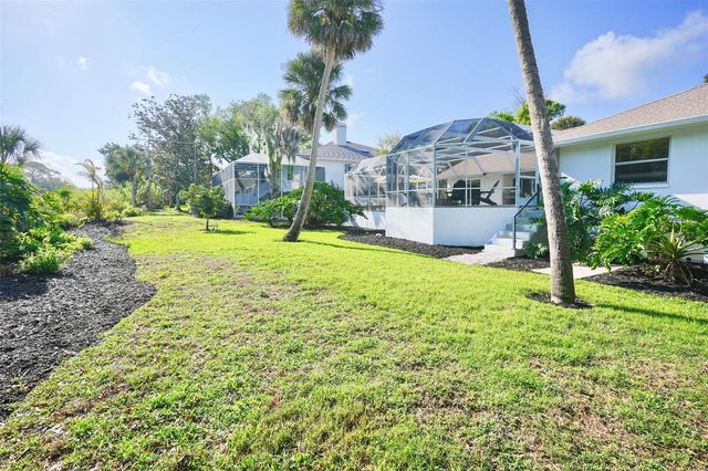 4717 E TRAILS DRIVE, Sarasota, FL 34232