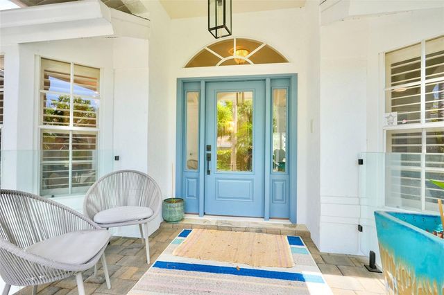 4717 E TRAILS DRIVE, Sarasota, FL 34232