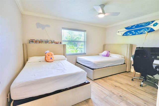 4717 E TRAILS DRIVE, Sarasota, FL 34232