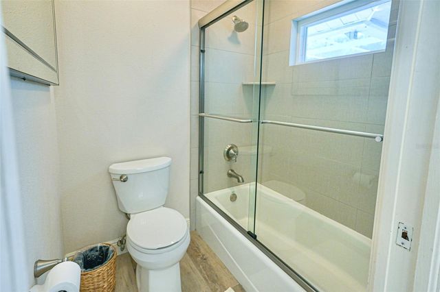 4717 E TRAILS DRIVE, Sarasota, FL 34232