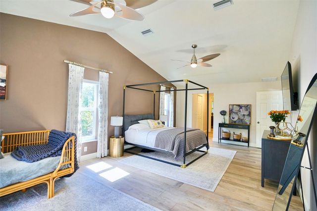 4717 E TRAILS DRIVE, Sarasota, FL 34232