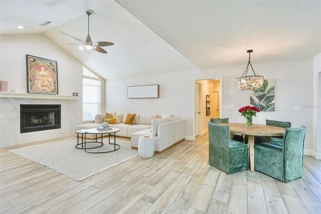 4717 E TRAILS DRIVE, Sarasota, FL 34232