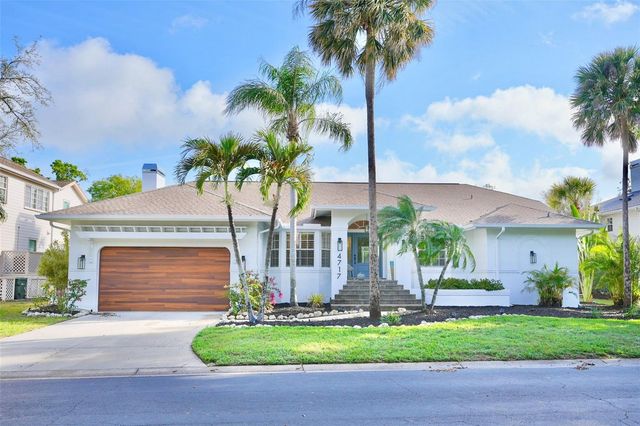 4717 E TRAILS DRIVE, Sarasota, FL 34232
