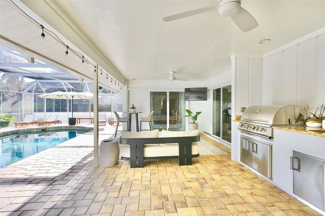 4717 E TRAILS DRIVE, Sarasota, FL 34232