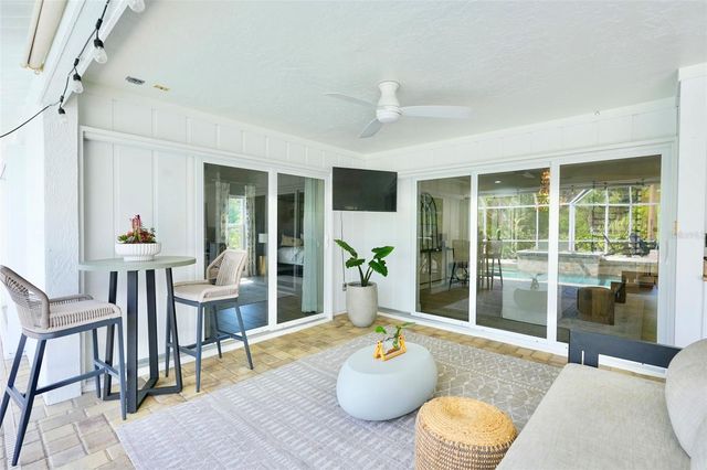 4717 E TRAILS DRIVE, Sarasota, FL 34232