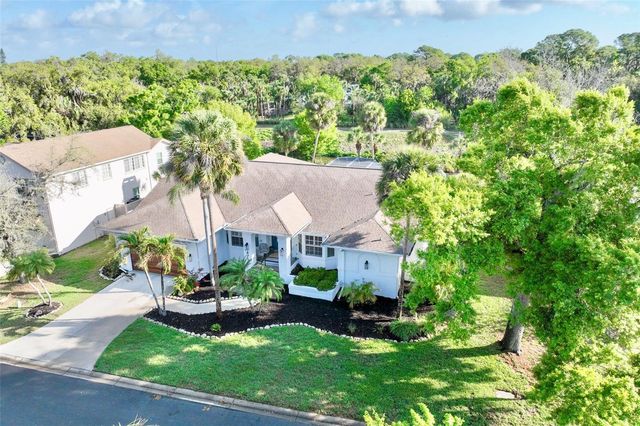 4717 E TRAILS DRIVE, Sarasota, FL 34232