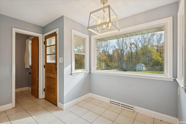 16382 Petro Drive, Mishawaka, IN 46544