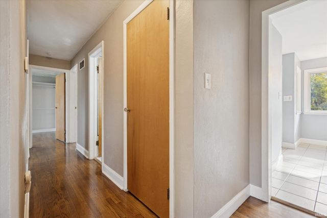 16382 Petro Drive, Mishawaka, IN 46544