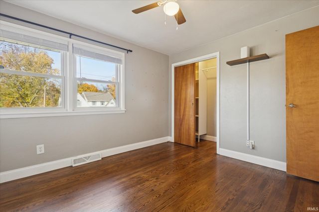 16382 Petro Drive, Mishawaka, IN 46544