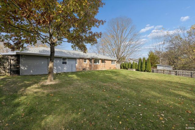 16382 Petro Drive, Mishawaka, IN 46544