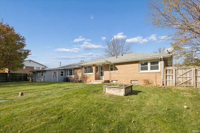 16382 Petro Drive, Mishawaka, IN 46544