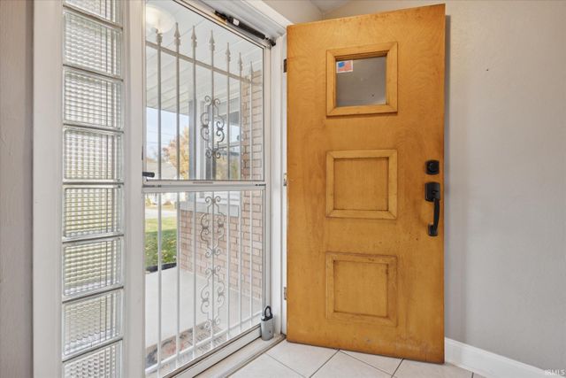 16382 Petro Drive, Mishawaka, IN 46544