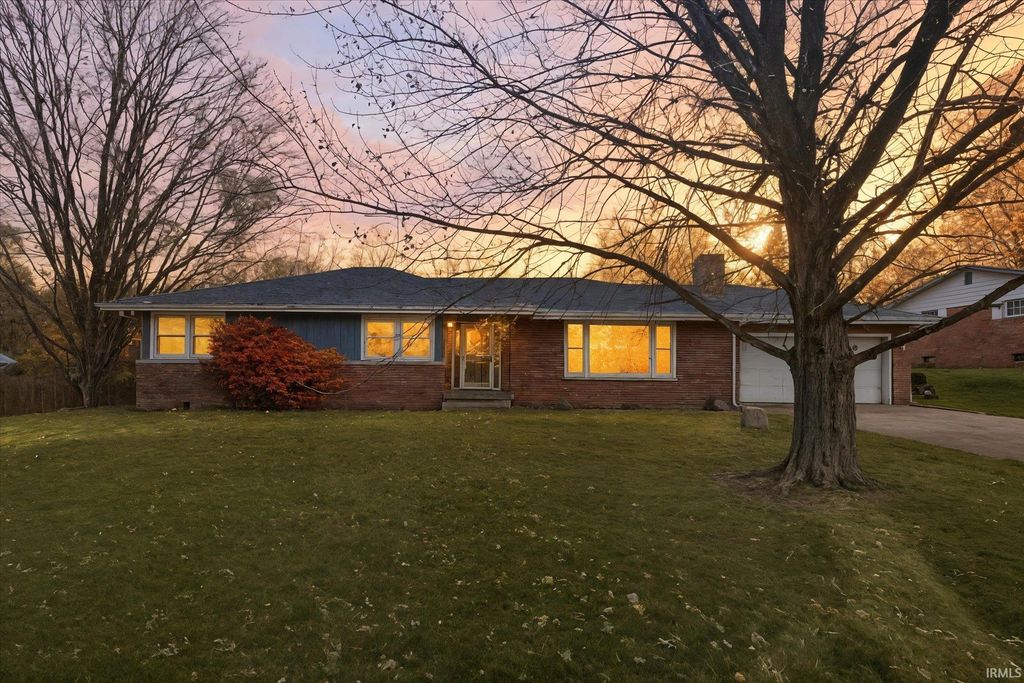 16382 Petro Drive, Mishawaka, IN 46544