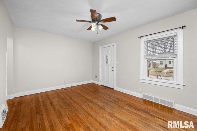 2918 11TH Avenue B, Moline, IL 61265