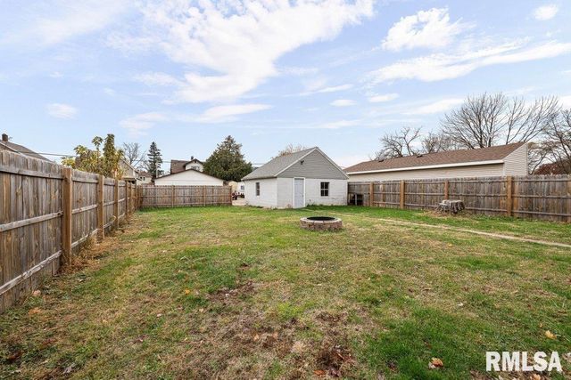 2918 11TH Avenue B, Moline, IL 61265