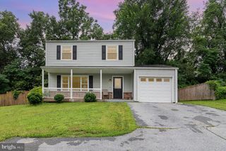 545 CARDINAL DR, Harrisburg, PA 17111