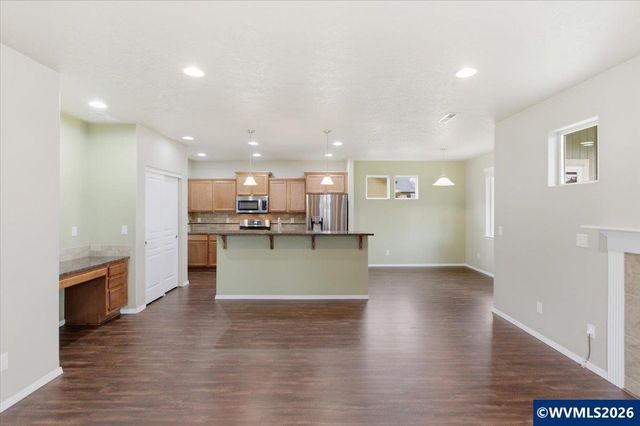 2643 Brianna St NW, Albany, OR 97321