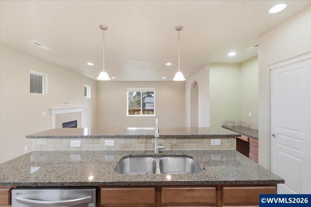 2643 Brianna St NW, Albany, OR 97321