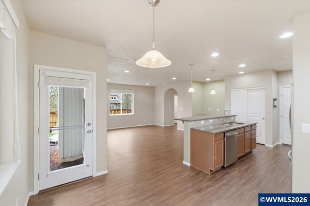 2643 Brianna St NW, Albany, OR 97321