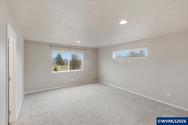 2643 Brianna St NW, Albany, OR 97321