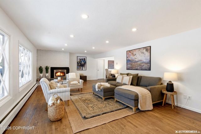 2335 Lord Baranof Drive, Anchorage, AK 99517