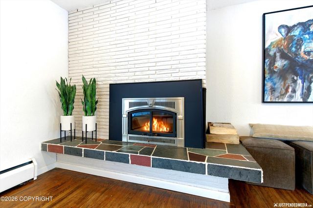 2335 Lord Baranof Drive, Anchorage, AK 99517