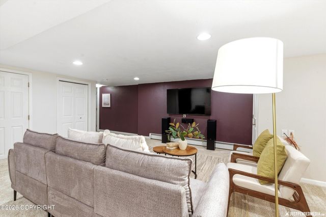 2335 Lord Baranof Drive, Anchorage, AK 99517