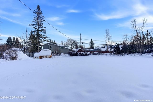 2335 Lord Baranof Drive, Anchorage, AK 99517